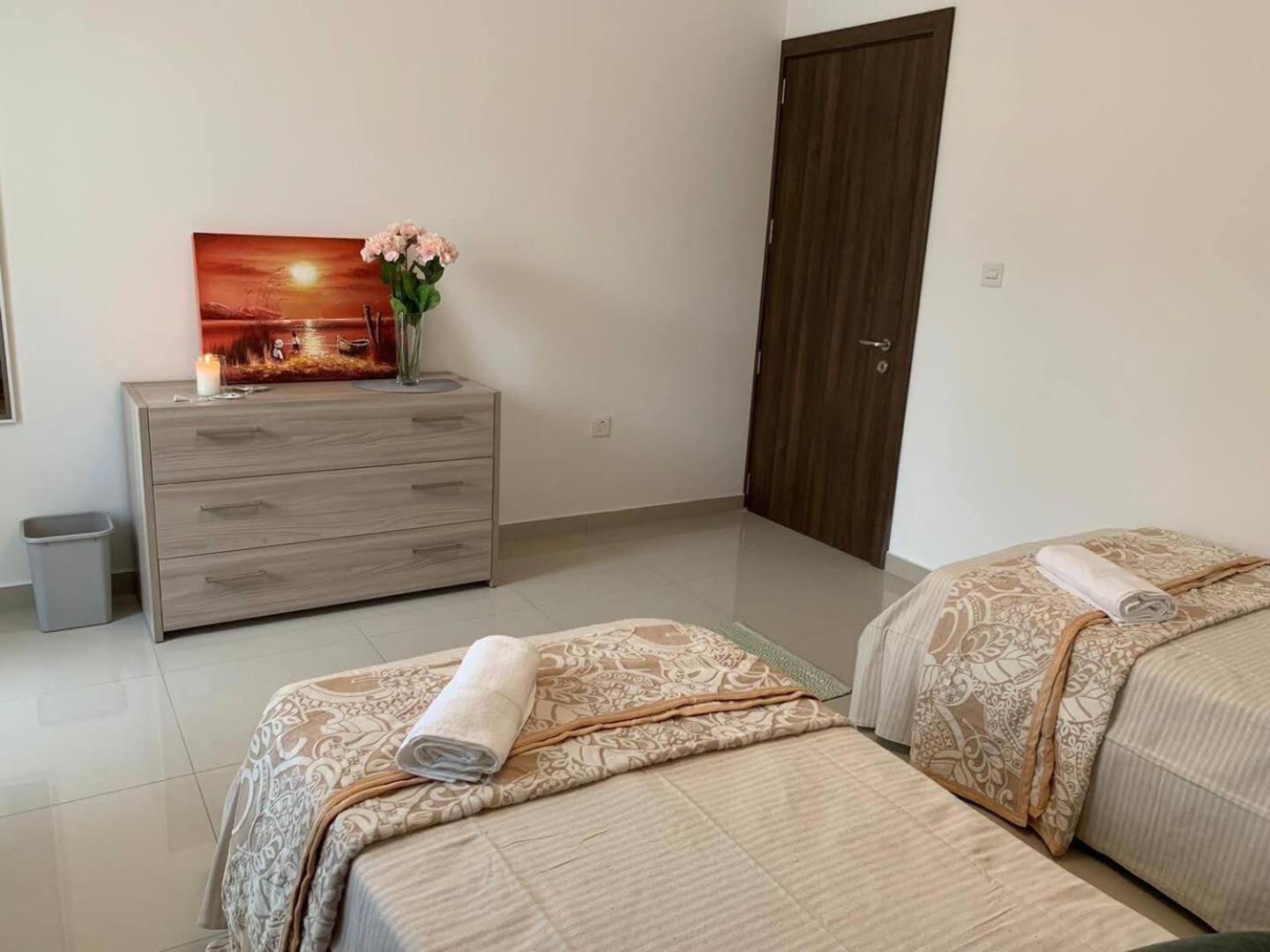 Fl 1 Ta'Lonza Luxury With Hot Tub By Homely Mellieħa Exterior foto