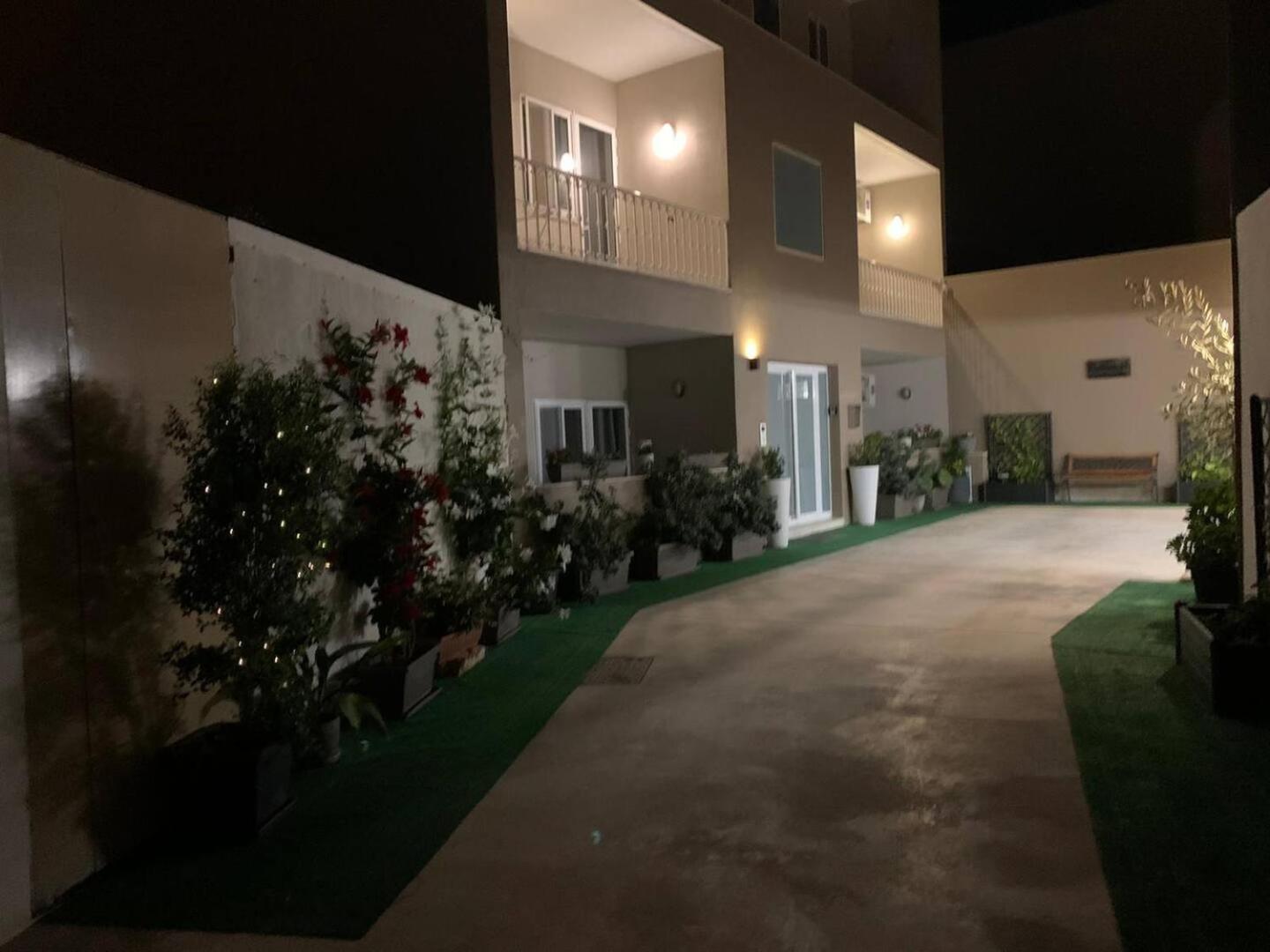 Fl 1 Ta'Lonza Luxury With Hot Tub By Homely Mellieħa Exterior foto