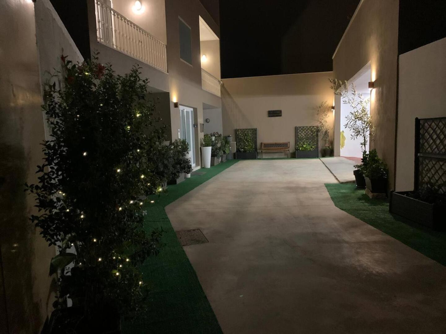 Fl 1 Ta'Lonza Luxury With Hot Tub By Homely Mellieħa Exterior foto