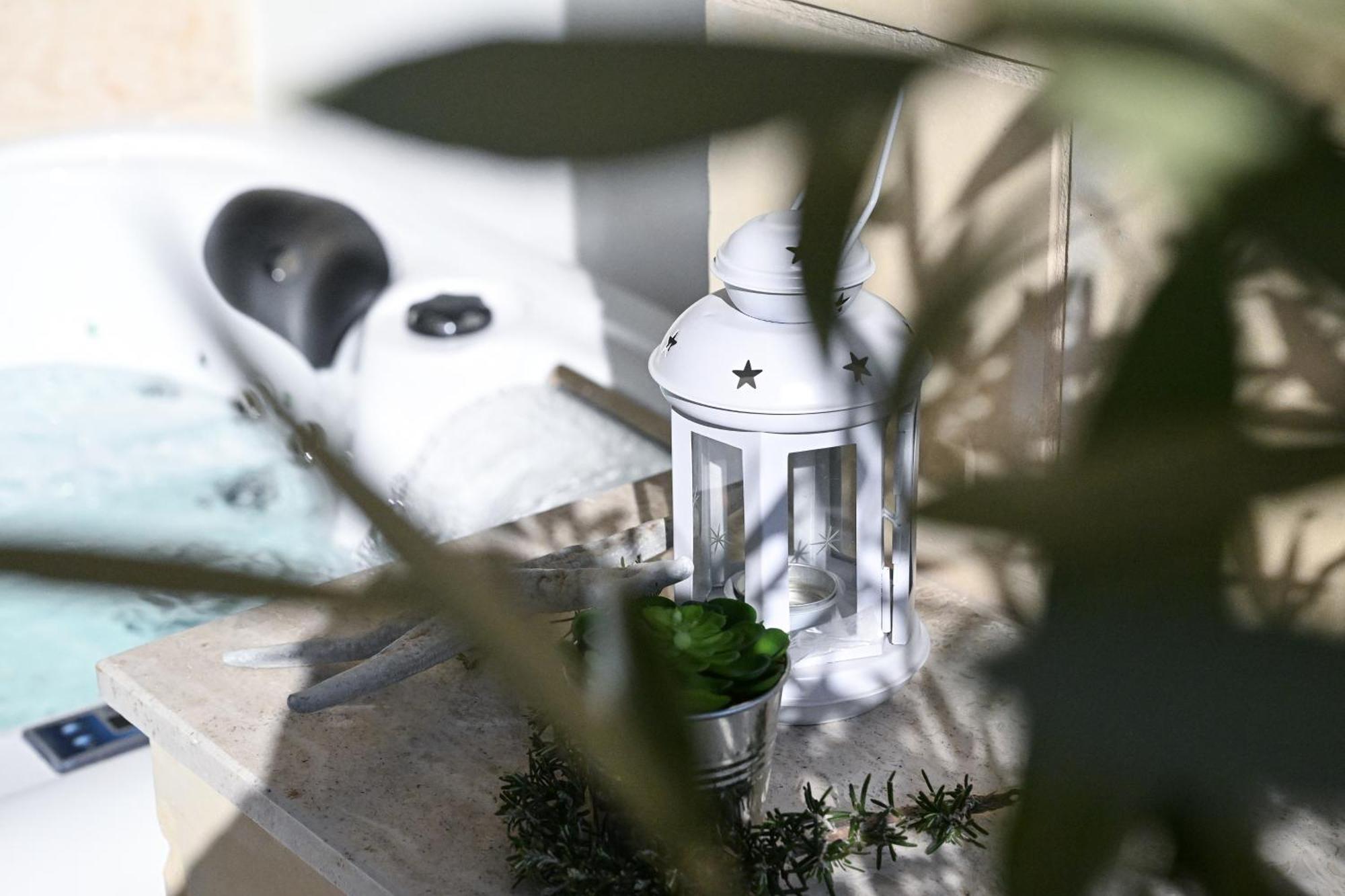 Fl 1 Ta'Lonza Luxury With Hot Tub By Homely Mellieħa Exterior foto